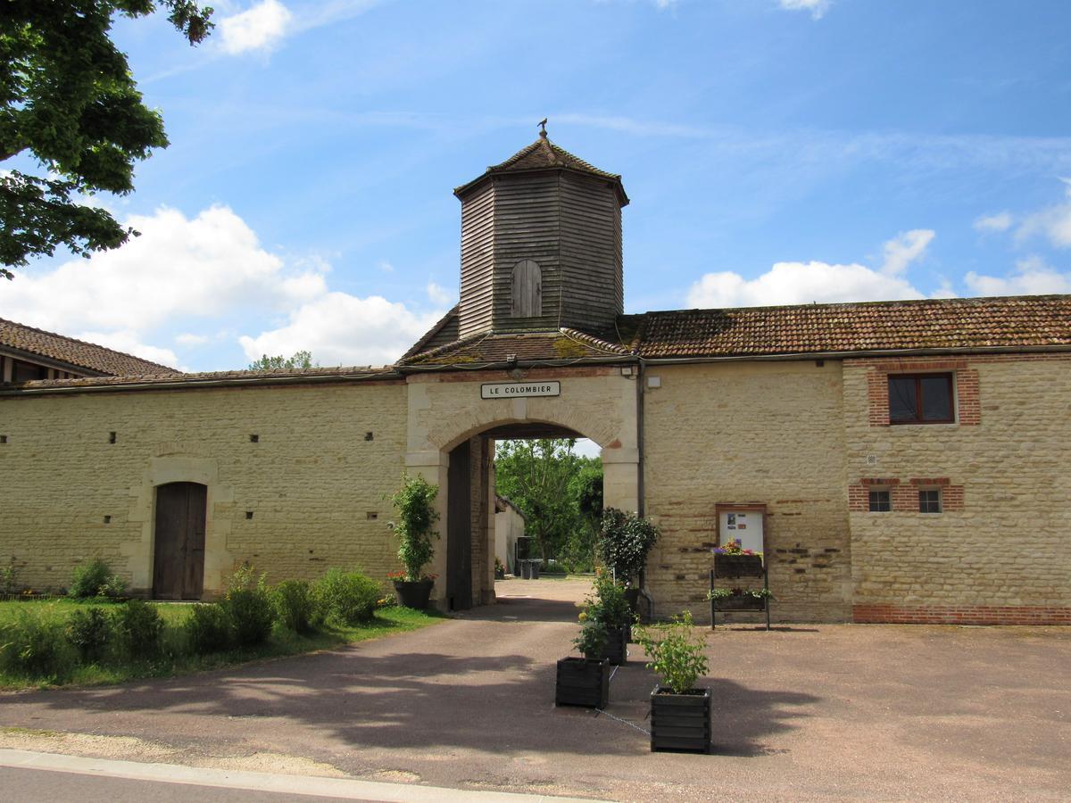 Domaine Le Colombier Bed & Breakfast Dienville Exterior foto
